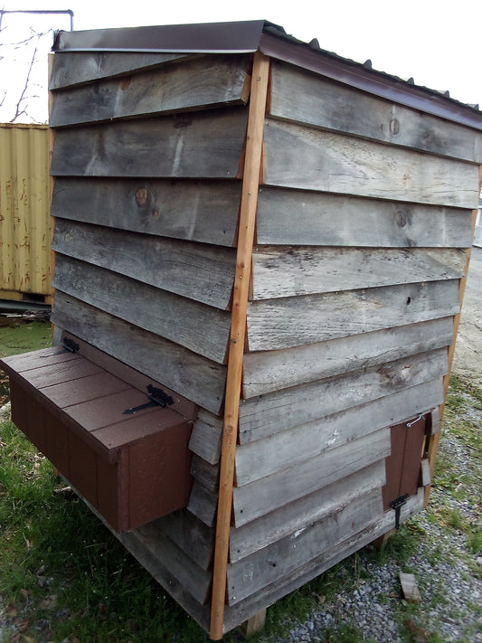 4x4 Rough-cut Chicken Coop - 23CCP073 CS